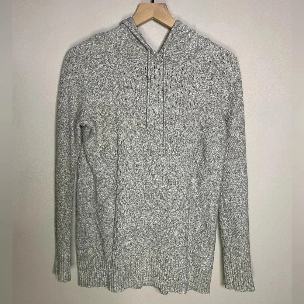American Eagle Hooded Pullover Cable Knit Sweater Light Grey size small